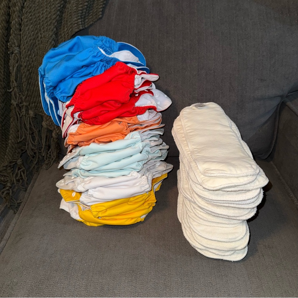 28 Alvababy Cloth Diapers and Inserts